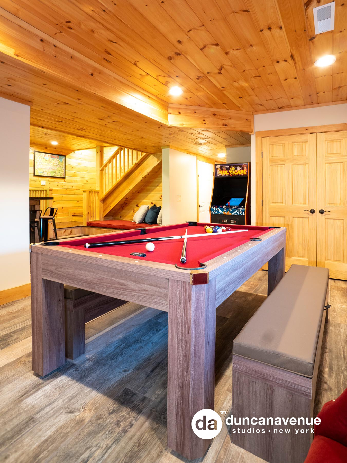 Modern Rustic Log Cabin in Catskill Mountains – Airbnb Photography by Maxwell Alexander for ALLUVION VACATIONS – Hudson Valley Vacation Rental Management Company