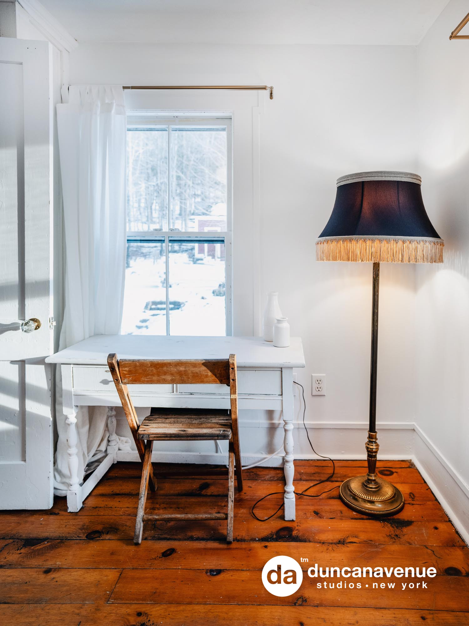 Catskill Mountains Farmhouse, Captured by Airbnb Photographer Maxwell Alexander – The best Airbnb Photography in New York – Vertical Airbnb Photography