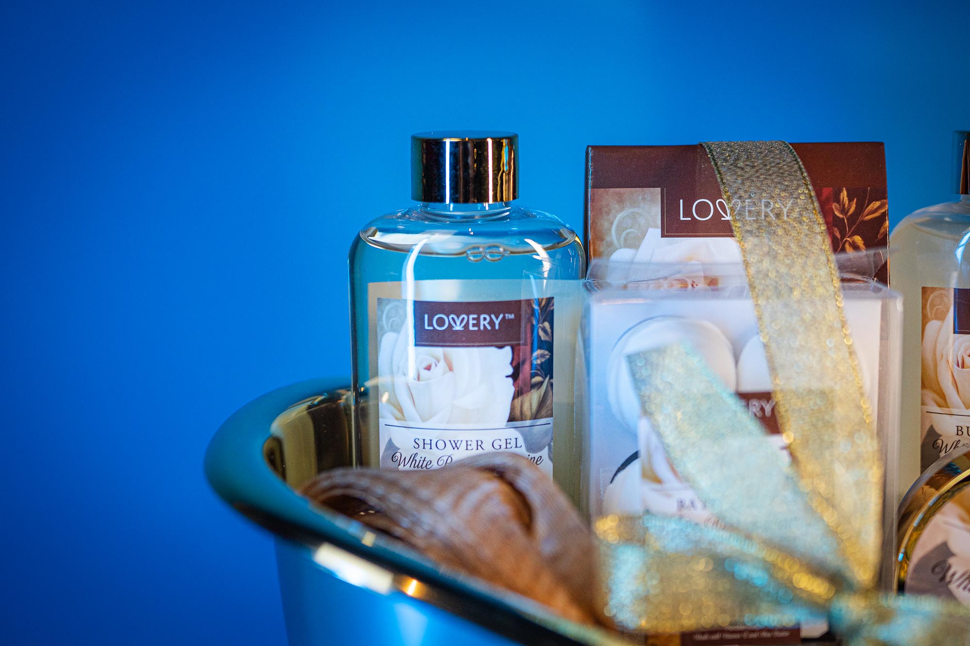 Best Gift Ideas for Men & Women: The Spa Gift Basket Edition – Photography by Duncan Avenue Studios